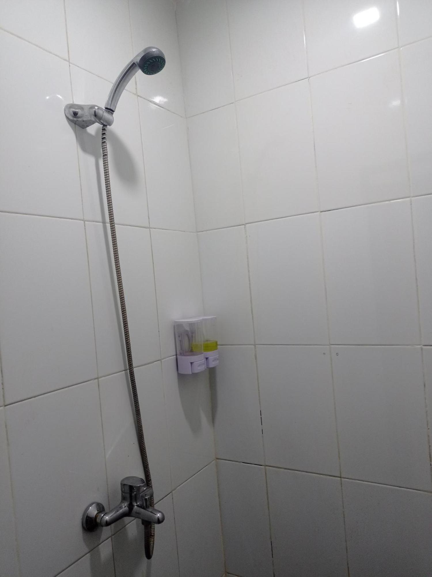Watu Agung Guest House ماجلانج المظهر الخارجي الصورة
