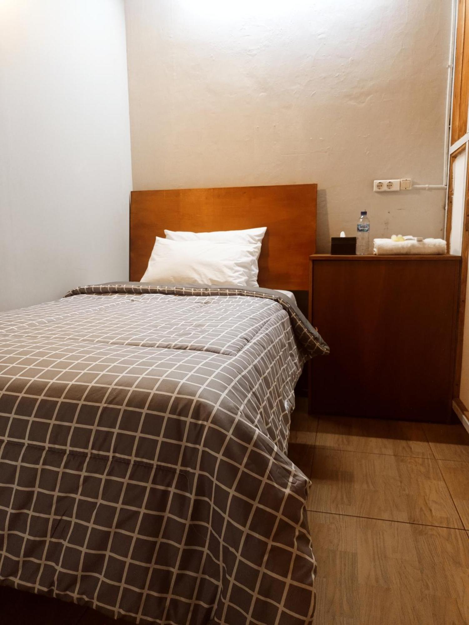 Watu Agung Guest House ماجلانج المظهر الخارجي الصورة