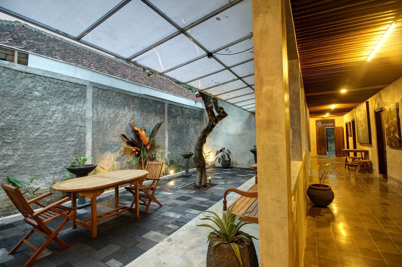 Watu Agung Guest House ماجلانج المظهر الخارجي الصورة